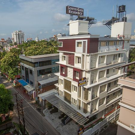 South Gate Residency Hotel Kochi Ngoại thất bức ảnh