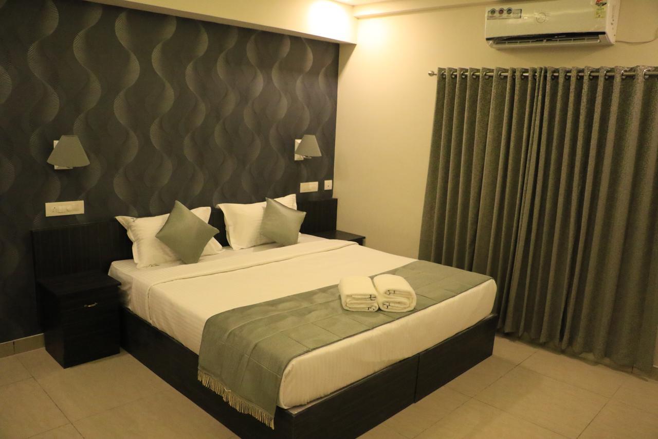 South Gate Residency Hotel Kochi Ngoại thất bức ảnh