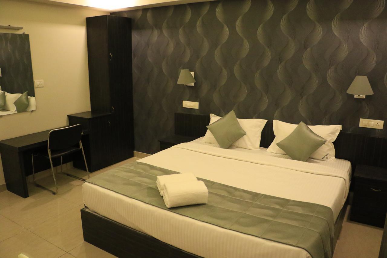 South Gate Residency Hotel Kochi Ngoại thất bức ảnh