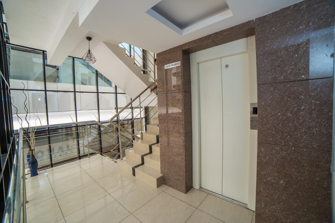 South Gate Residency Hotel Kochi Ngoại thất bức ảnh