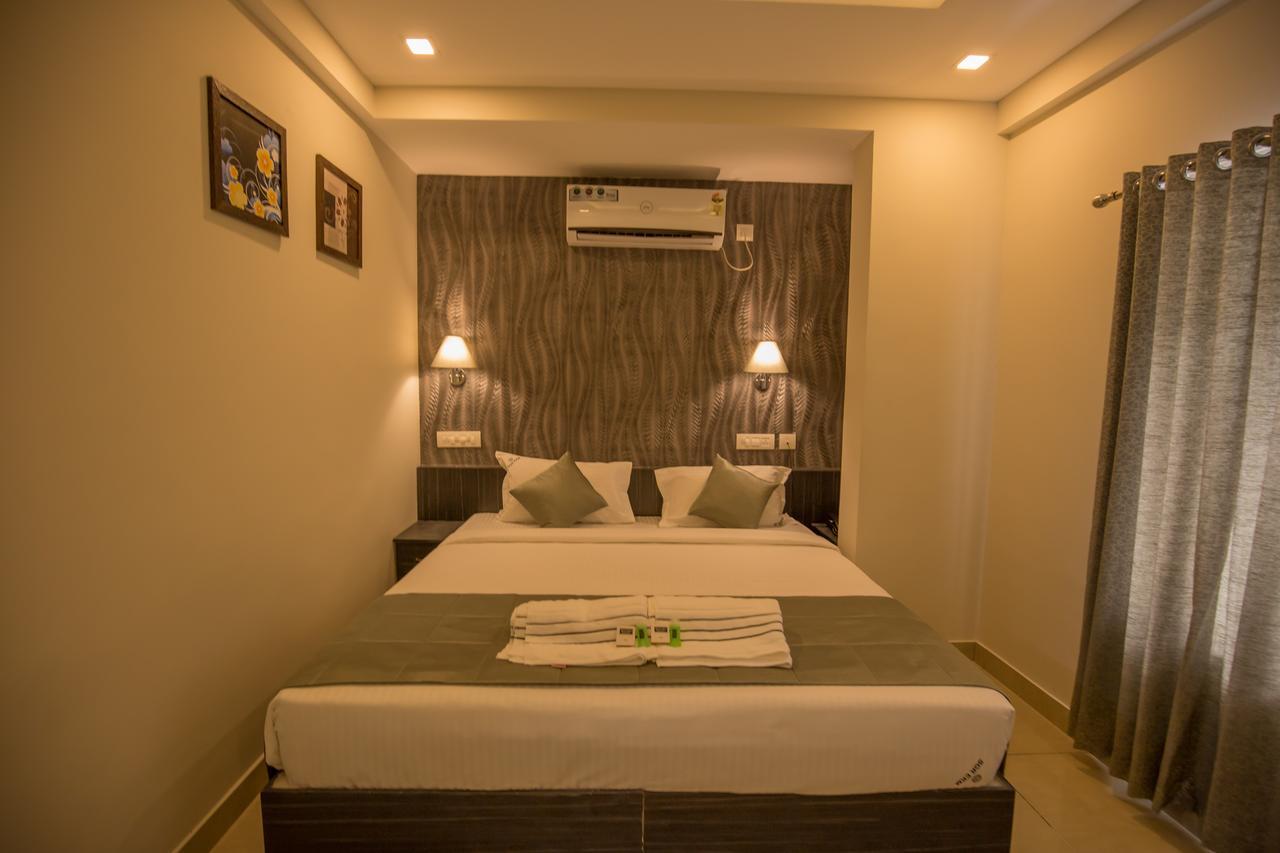 South Gate Residency Hotel Kochi Ngoại thất bức ảnh