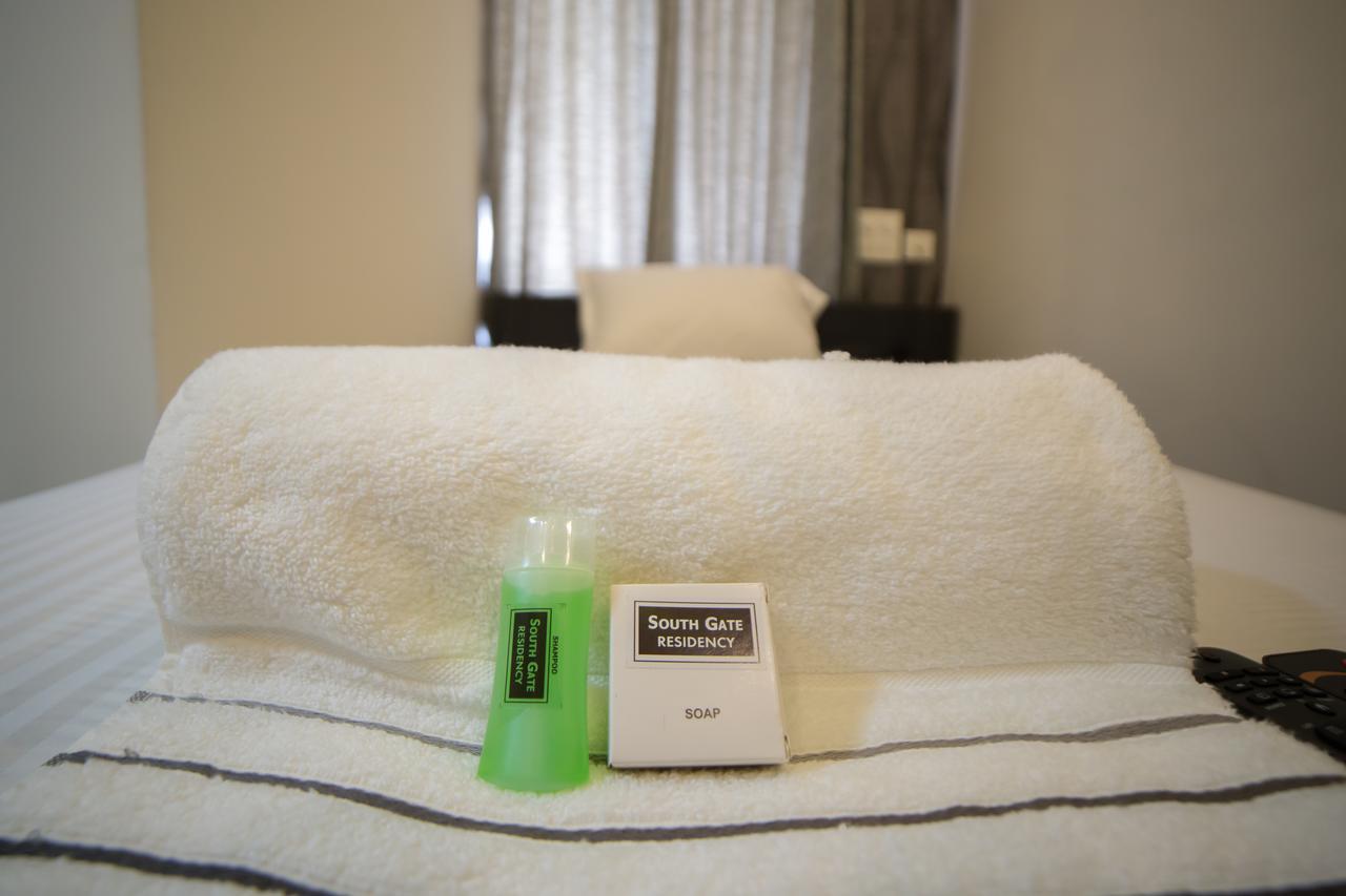 South Gate Residency Hotel Kochi Ngoại thất bức ảnh