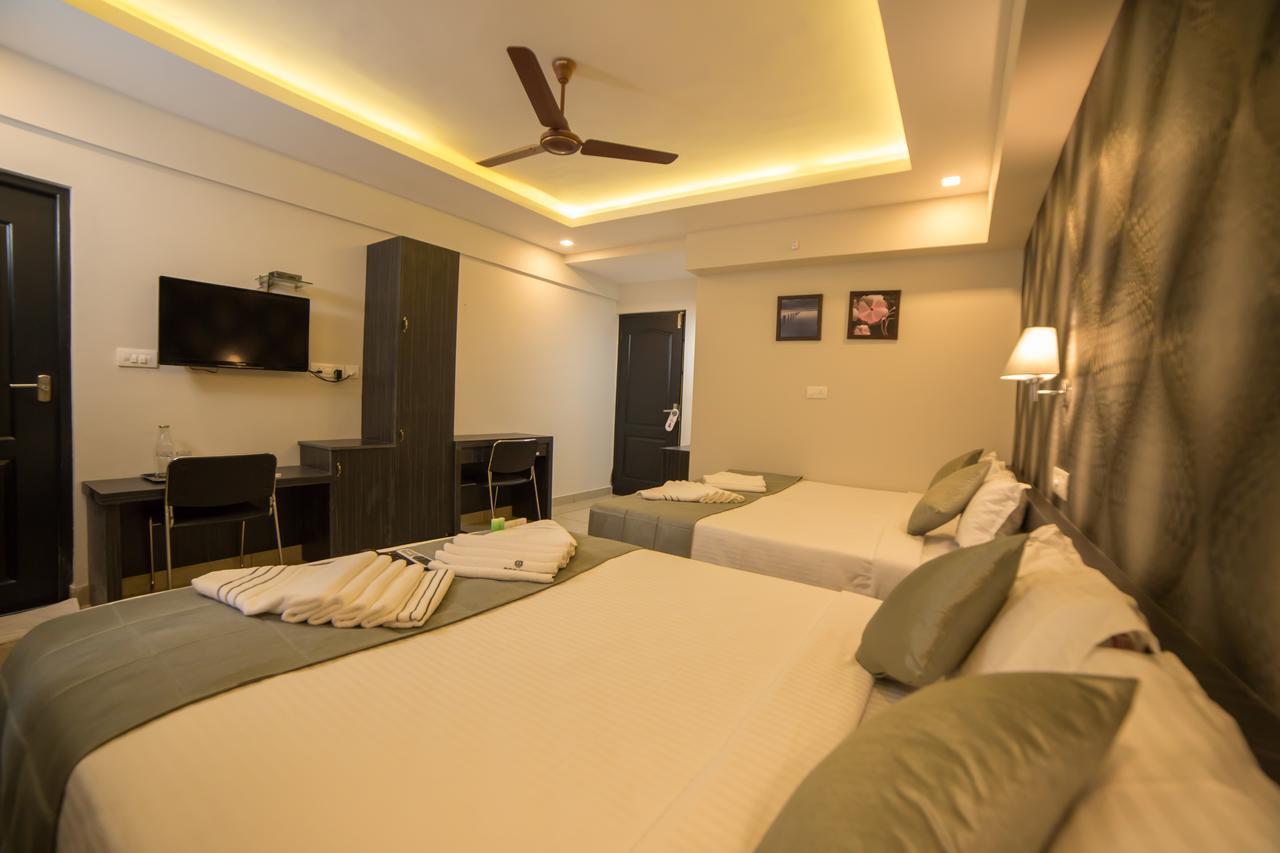 South Gate Residency Hotel Kochi Ngoại thất bức ảnh