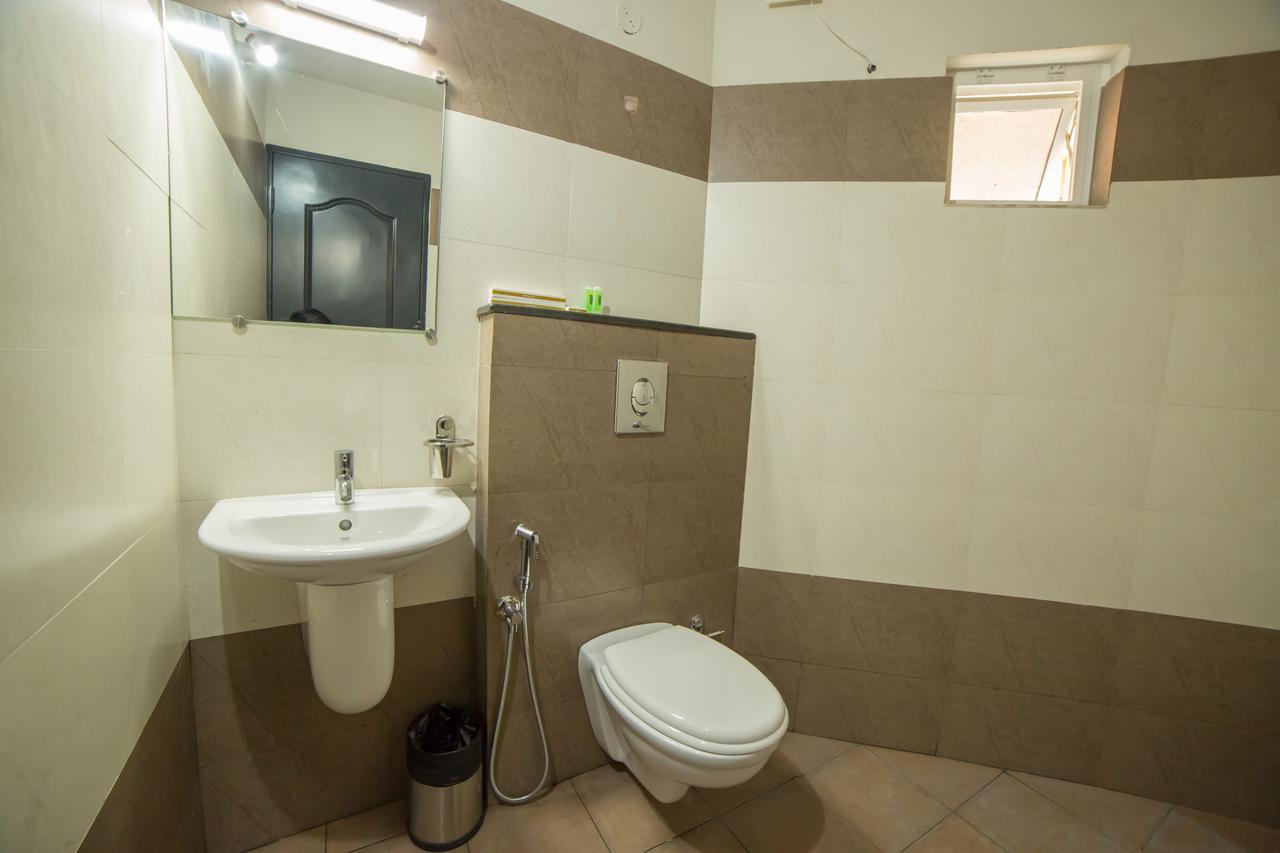 South Gate Residency Hotel Kochi Ngoại thất bức ảnh