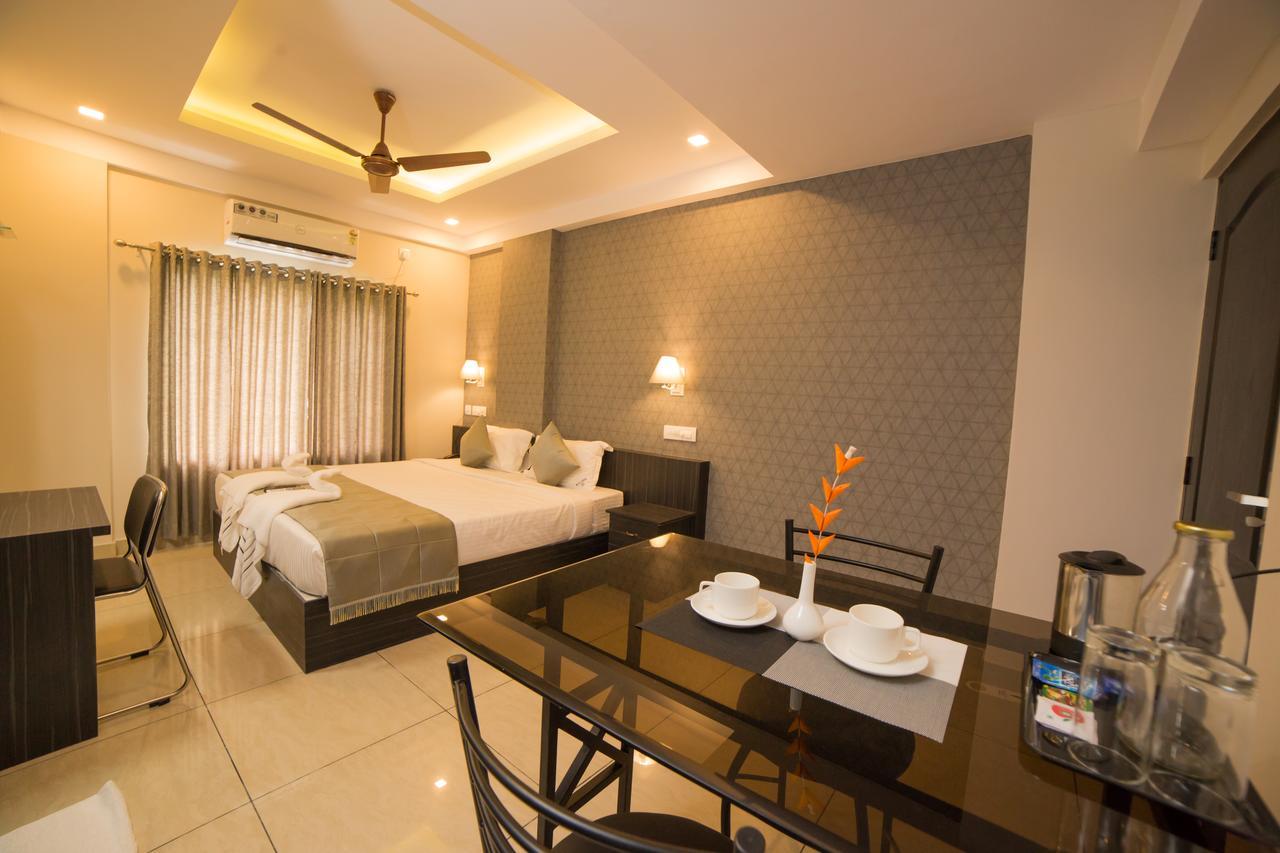 South Gate Residency Hotel Kochi Ngoại thất bức ảnh