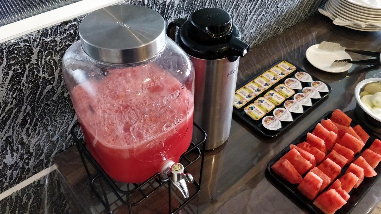South Gate Residency Hotel Kochi Ngoại thất bức ảnh